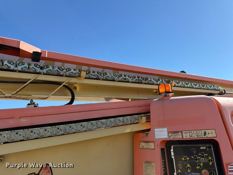 image for item FK2221 2004 JLG 1250AJP boom lift