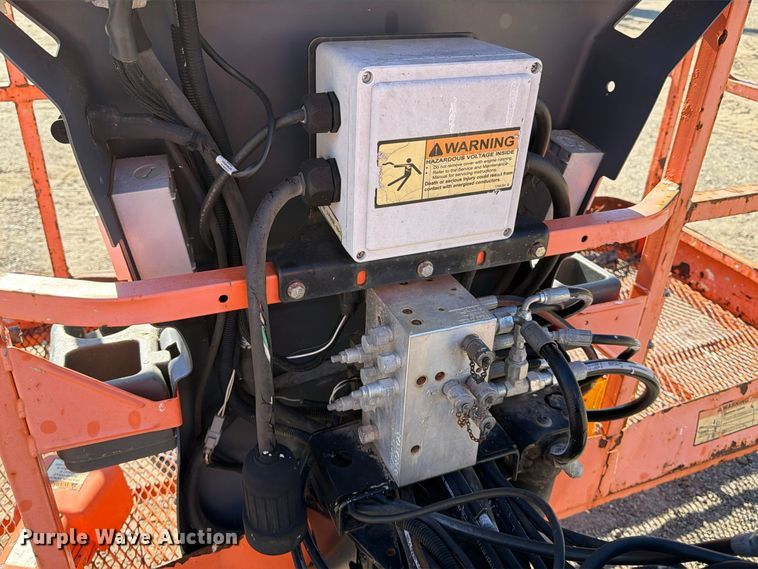image for item FK2221 2004 JLG 1250AJP boom lift