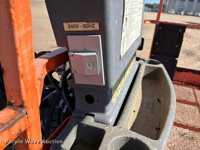 image for item FK2221 2004 JLG 1250AJP boom lift