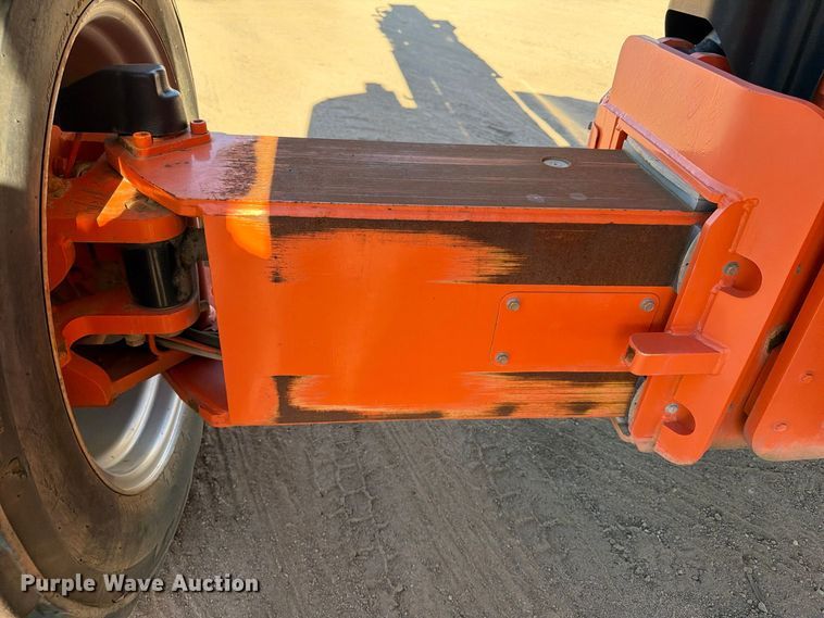 image for item FK2221 2004 JLG 1250AJP boom lift
