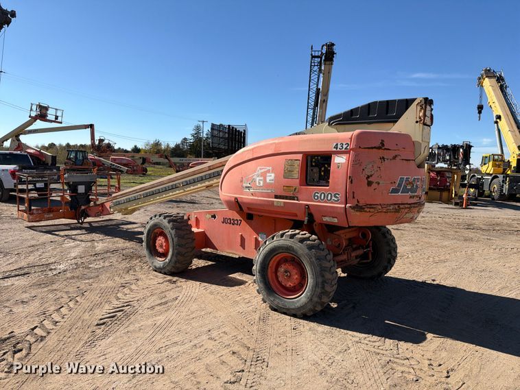 image for item FK2222 1997 JLG 600S boom lift