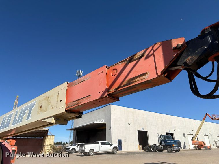 image for item FK2222 1997 JLG 600S boom lift