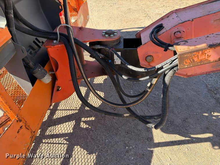 image for item FK2222 1997 JLG 600S boom lift