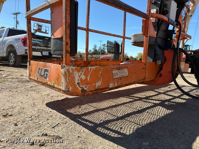 image for item FK2222 1997 JLG 600S boom lift