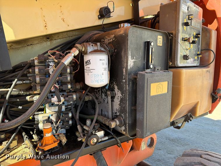 image for item FK2222 1997 JLG 600S boom lift