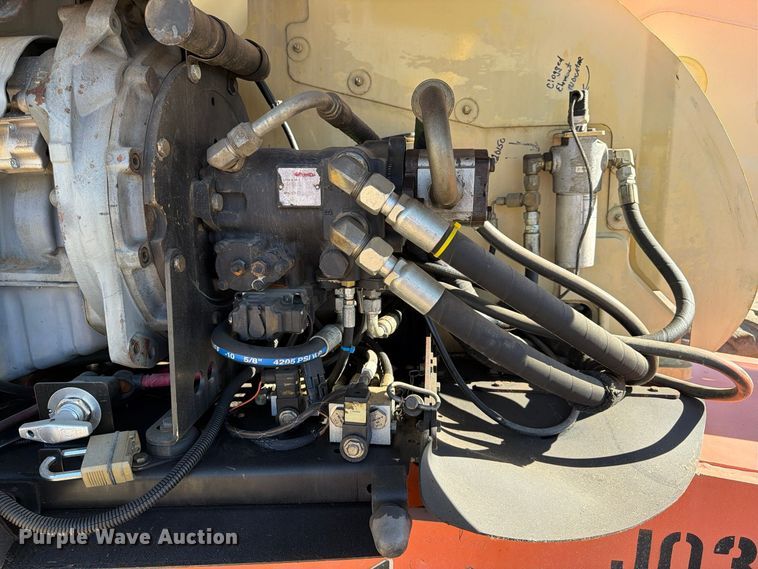image for item FK2222 1997 JLG 600S boom lift