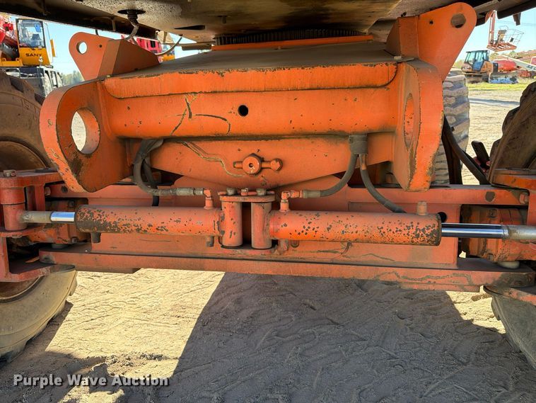 image for item FK2222 1997 JLG 600S boom lift
