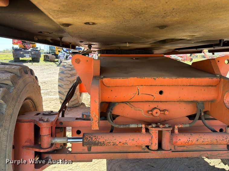 image for item FK2222 1997 JLG 600S boom lift