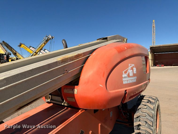image for item FK2223 1998 JLG 600S boom lift