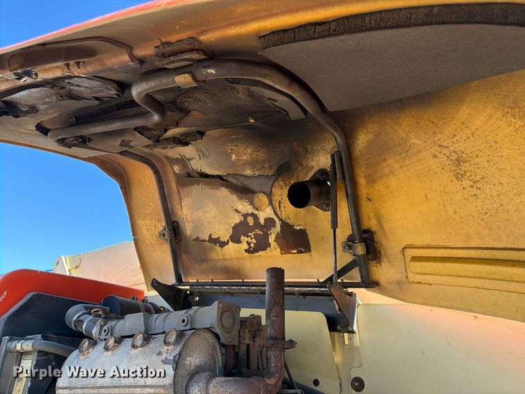 image for item FK2223 1998 JLG 600S boom lift