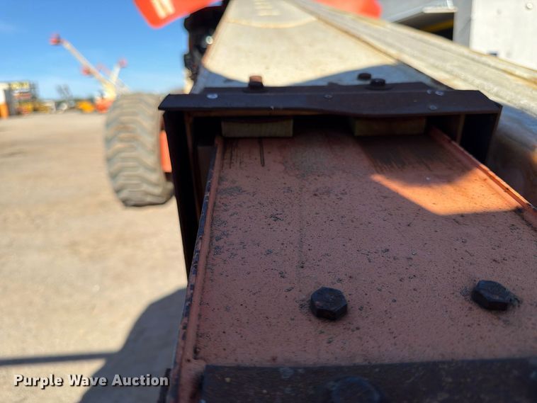 image for item FK2223 1998 JLG 600S boom lift