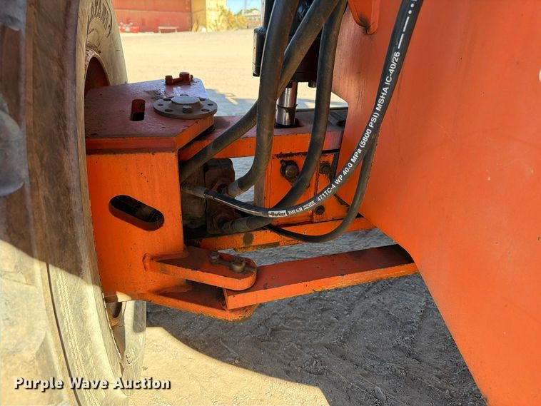 image for item FK2223 1998 JLG 600S boom lift