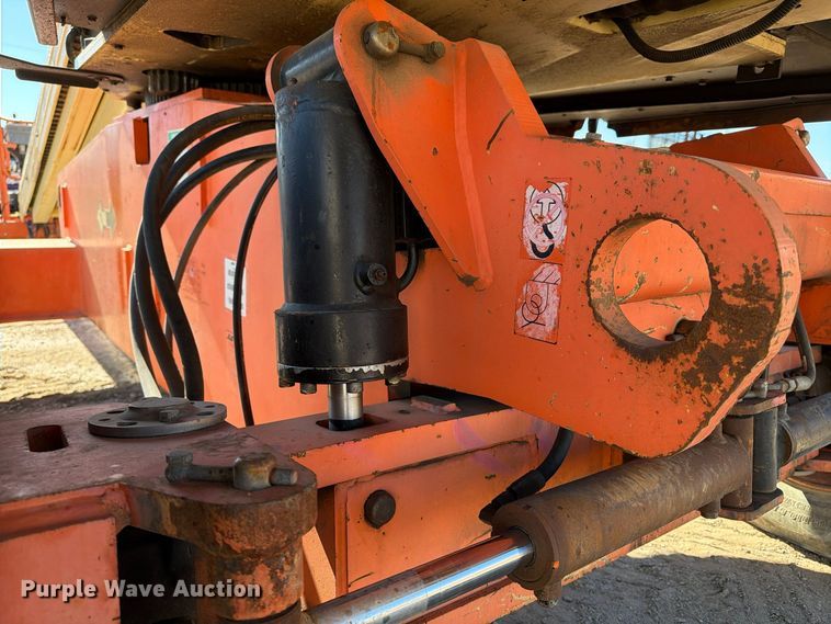 image for item FK2223 1998 JLG 600S boom lift