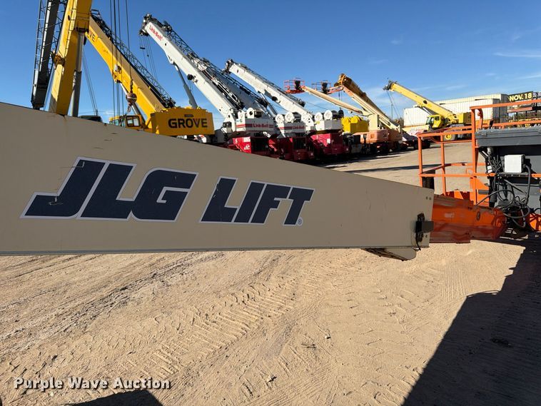 image for item FK2224 JLG 600SC boom lift