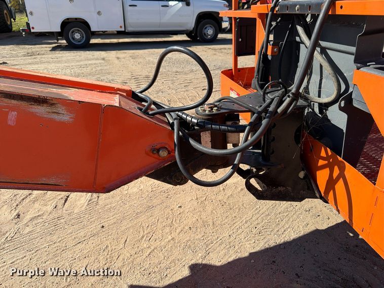 image for item FK2224 JLG 600SC boom lift