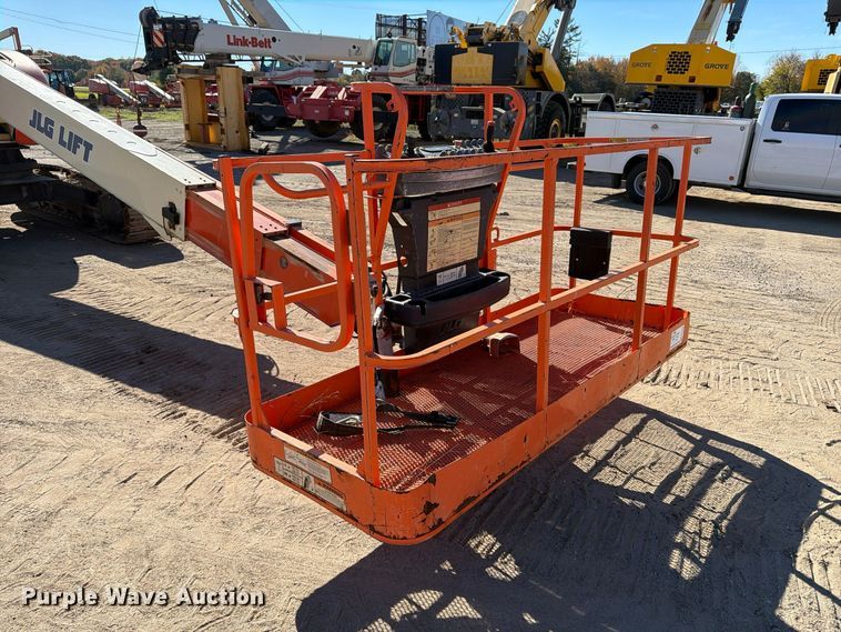 image for item FK2224 JLG 600SC boom lift