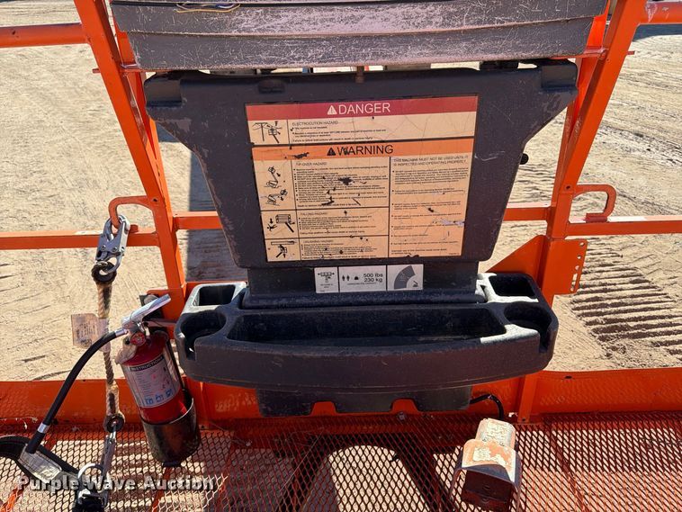 image for item FK2224 JLG 600SC boom lift