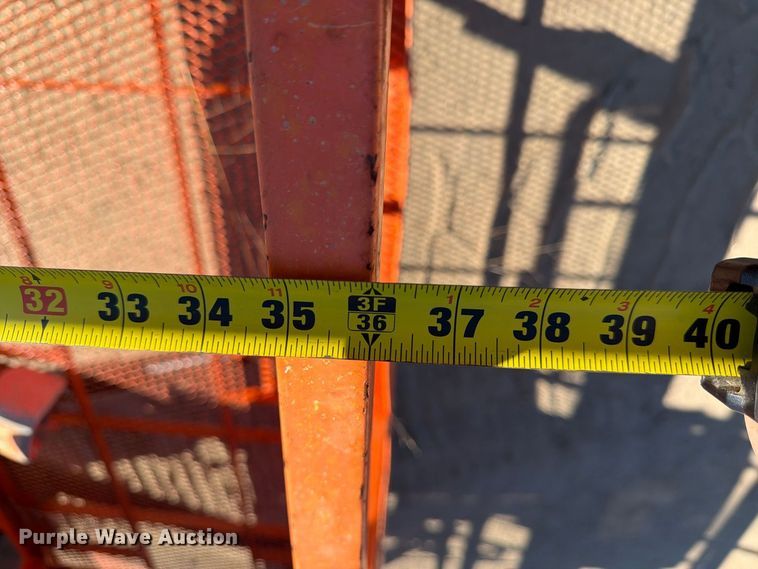 image for item FK2224 JLG 600SC boom lift
