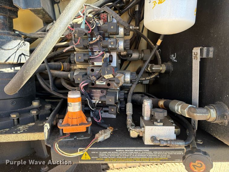 image for item FK2224 JLG 600SC boom lift