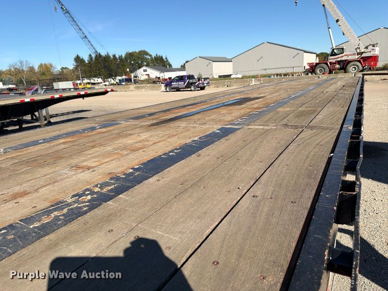 image for item FK2225 1994 Fruehauf flatbed trailer