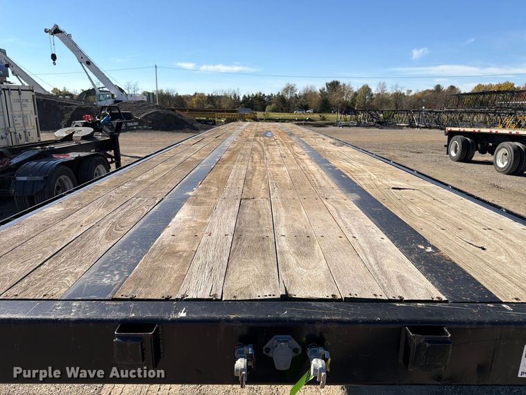 image for item FK2225 1994 Fruehauf flatbed trailer