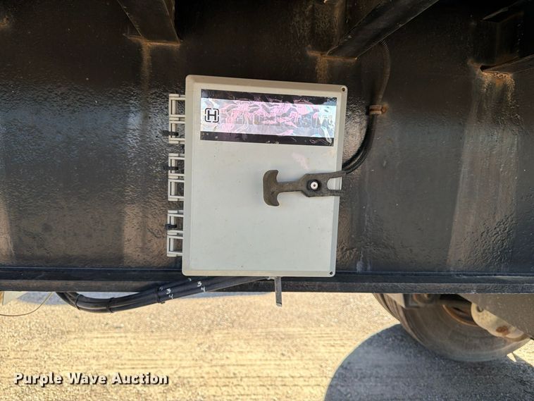 image for item FK2225 1994 Fruehauf flatbed trailer
