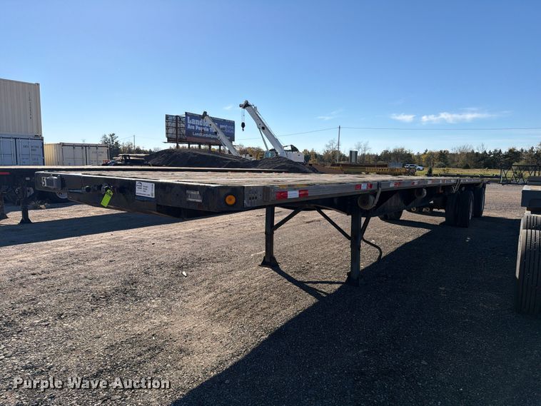 image for item FK2226 1995 Utility Trailer Manufacturer flatbed trailer