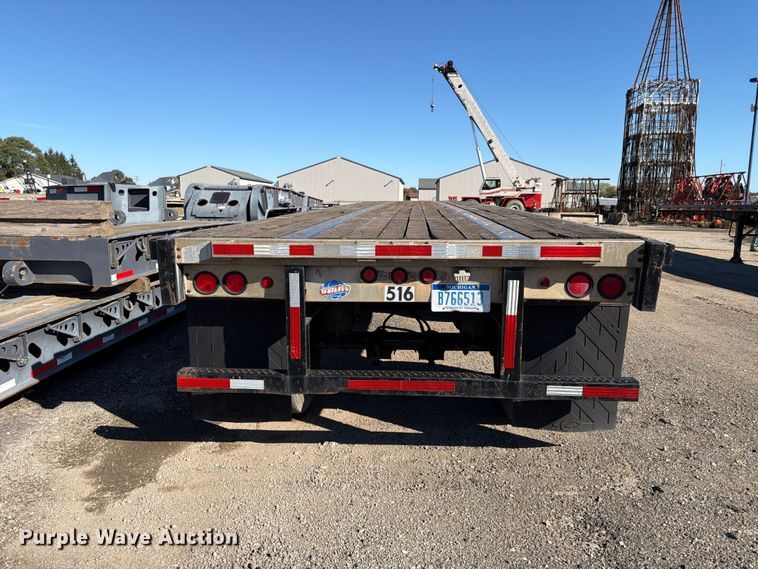 image for item FK2226 1995 Utility Trailer Manufacturer flatbed trailer