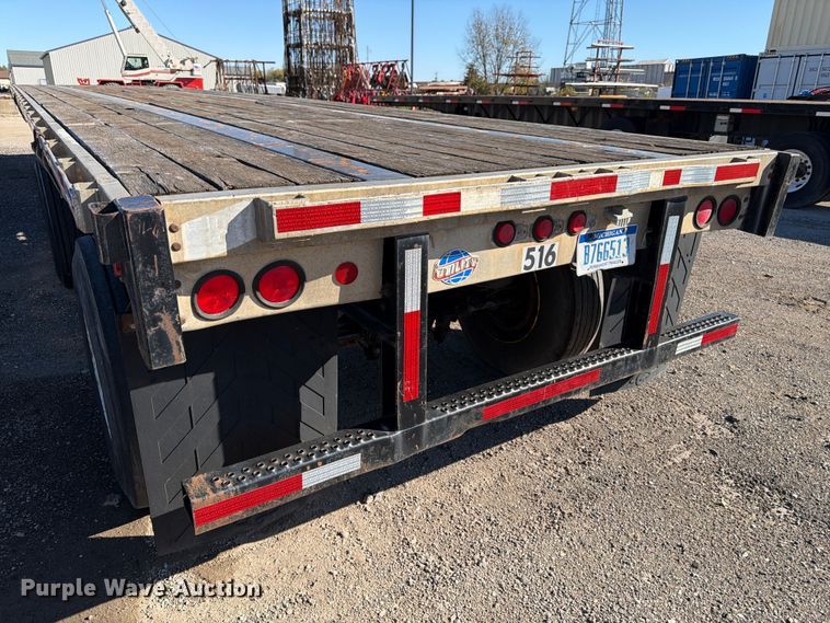image for item FK2226 1995 Utility Trailer Manufacturer flatbed trailer