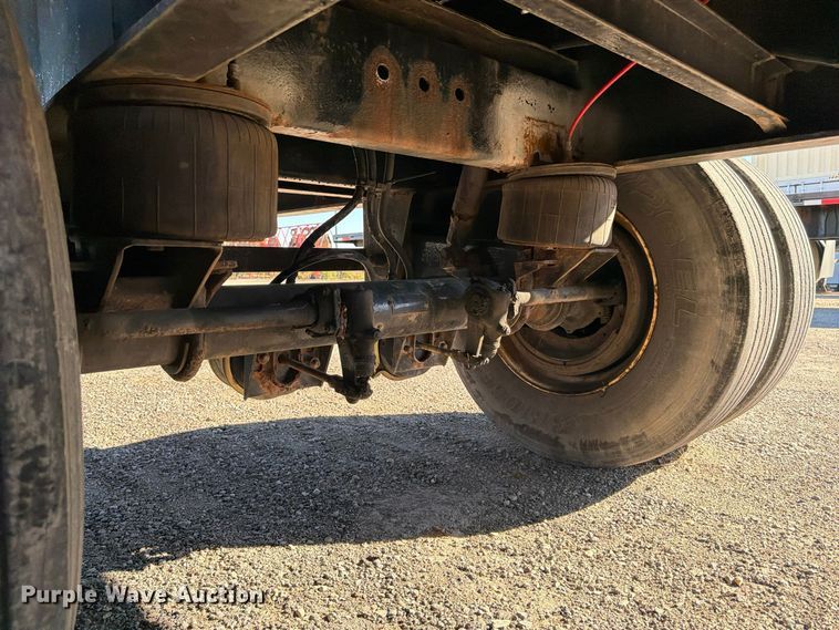 image for item FK2226 1995 Utility Trailer Manufacturer flatbed trailer