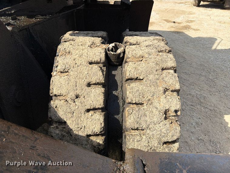 image for item FK3834 1999 Caterpillar M320 wheeled excavator