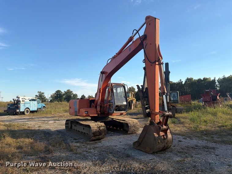 image for item FK3857 1992 Hitachi EX120-2 excavator