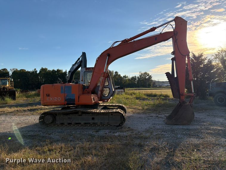 image for item FK3857 1992 Hitachi EX120-2 excavator
