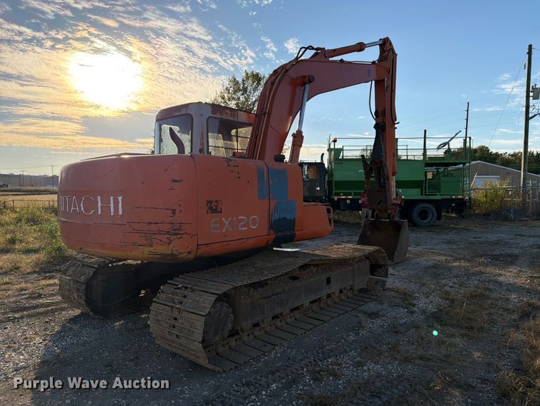 image for item FK3857 1992 Hitachi EX120-2 excavator