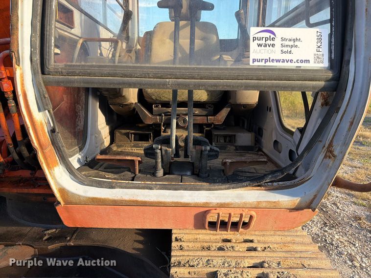 image for item FK3857 1992 Hitachi EX120-2 excavator