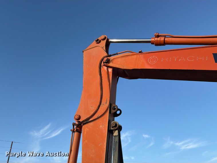 image for item FK3857 1992 Hitachi EX120-2 excavator