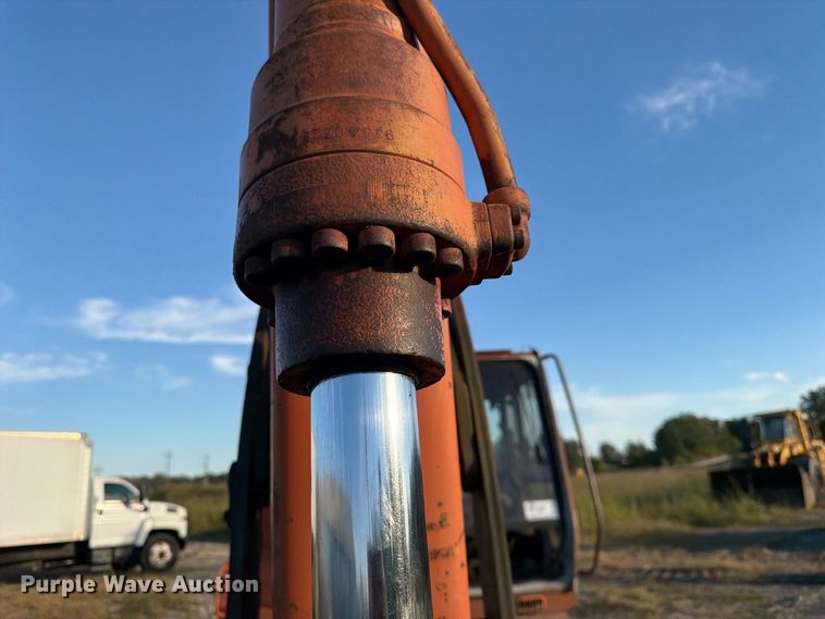 image for item FK3857 1992 Hitachi EX120-2 excavator