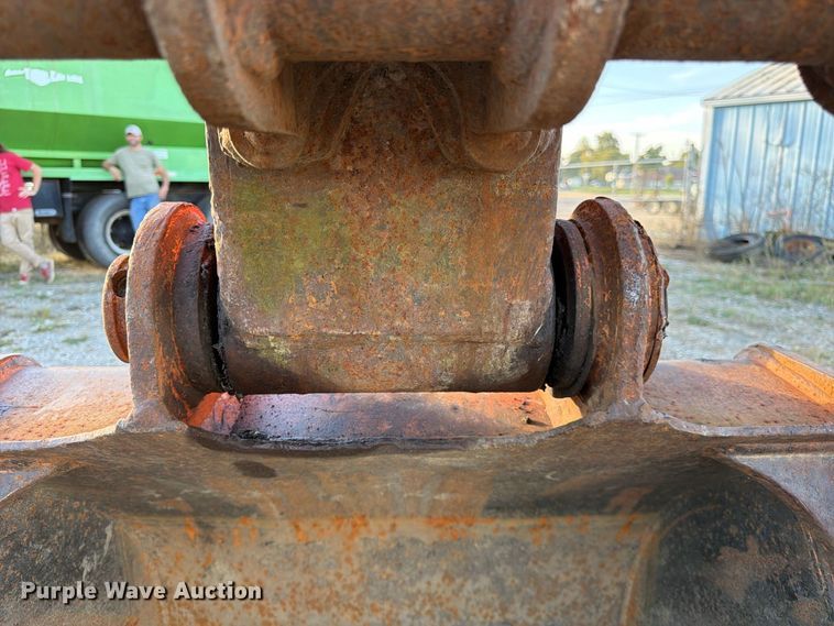 image for item FK3857 1992 Hitachi EX120-2 excavator