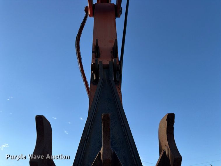 image for item FK3857 1992 Hitachi EX120-2 excavator