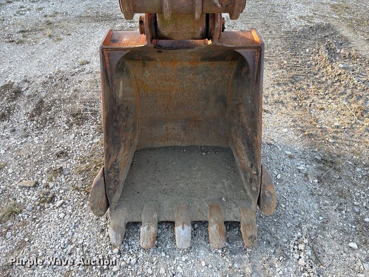 image for item FK3857 1992 Hitachi EX120-2 excavator