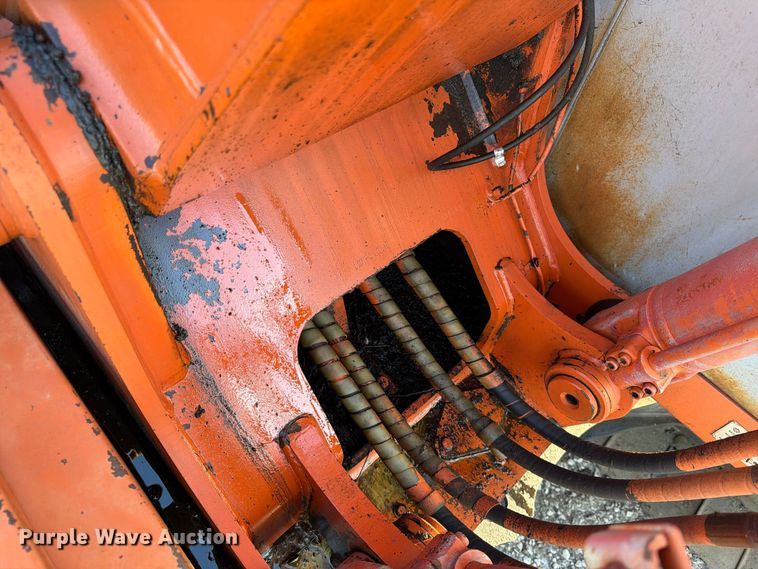 image for item FK3857 1992 Hitachi EX120-2 excavator