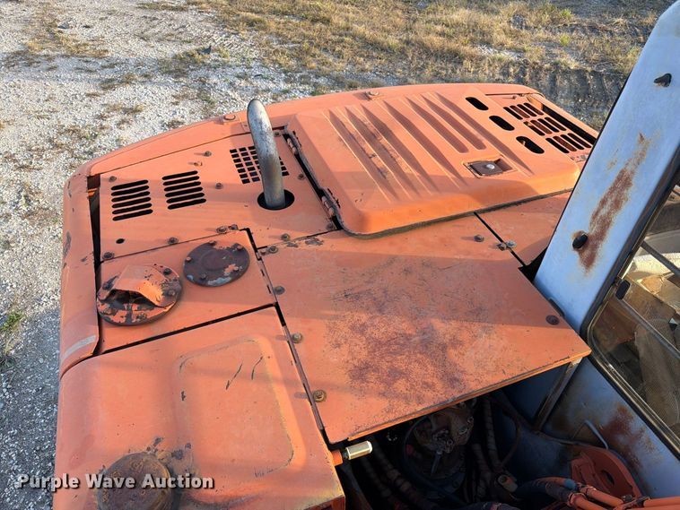 image for item FK3857 1992 Hitachi EX120-2 excavator
