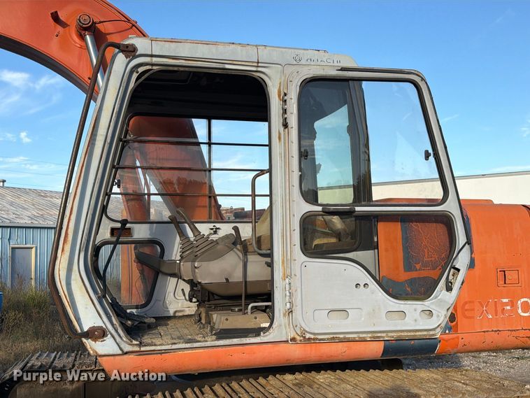image for item FK3857 1992 Hitachi EX120-2 excavator