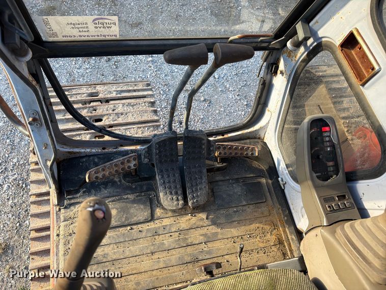 image for item FK3857 1992 Hitachi EX120-2 excavator