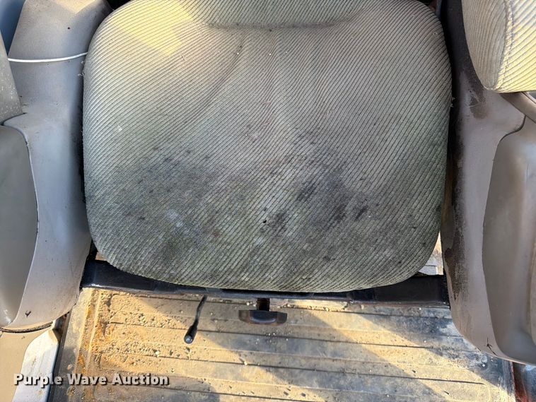 image for item FK3857 1992 Hitachi EX120-2 excavator