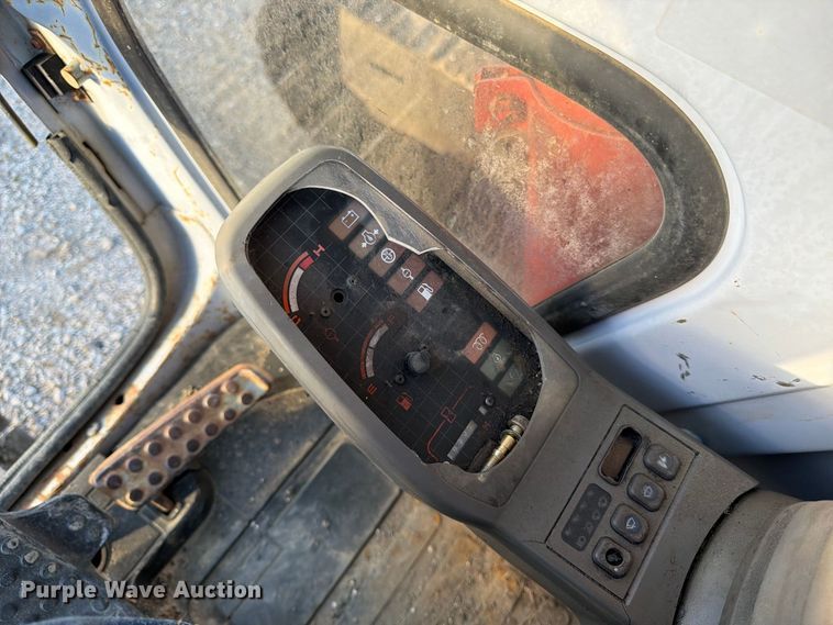image for item FK3857 1992 Hitachi EX120-2 excavator