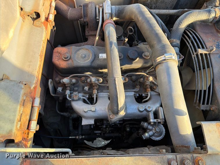 image for item FK3857 1992 Hitachi EX120-2 excavator