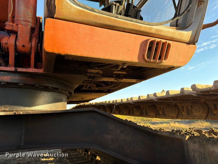 image for item FK3857 1992 Hitachi EX120-2 excavator