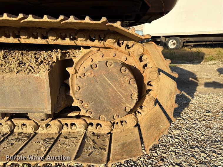 image for item FK3857 1992 Hitachi EX120-2 excavator