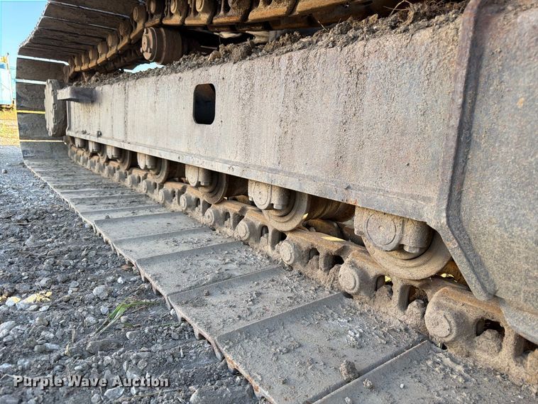 image for item FK3857 1992 Hitachi EX120-2 excavator